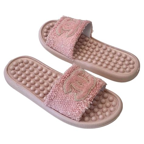 chanel pink pool slides